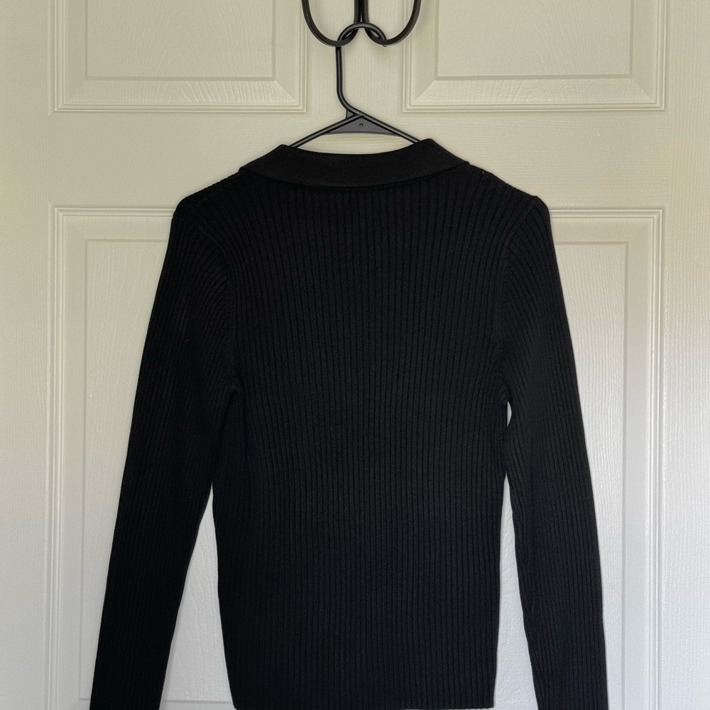 Old Navy Ribbed Collared Sweater - Picture 2 of 2